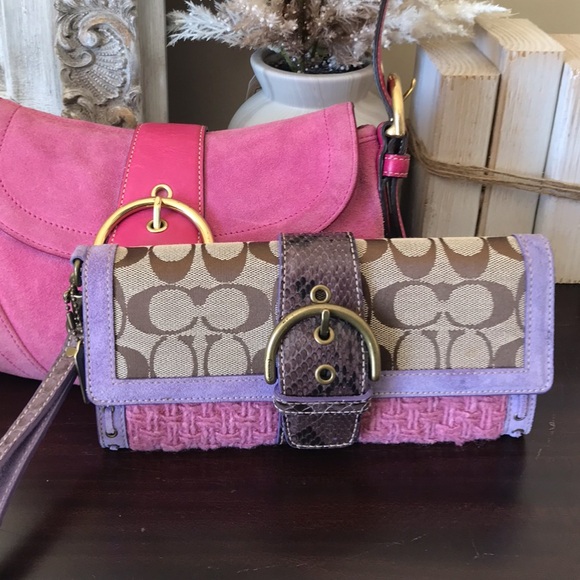 Coach Vintage Clutch Wristlet in Leather, Wool and Suede, Y2K, 9652, Buckle Flap
